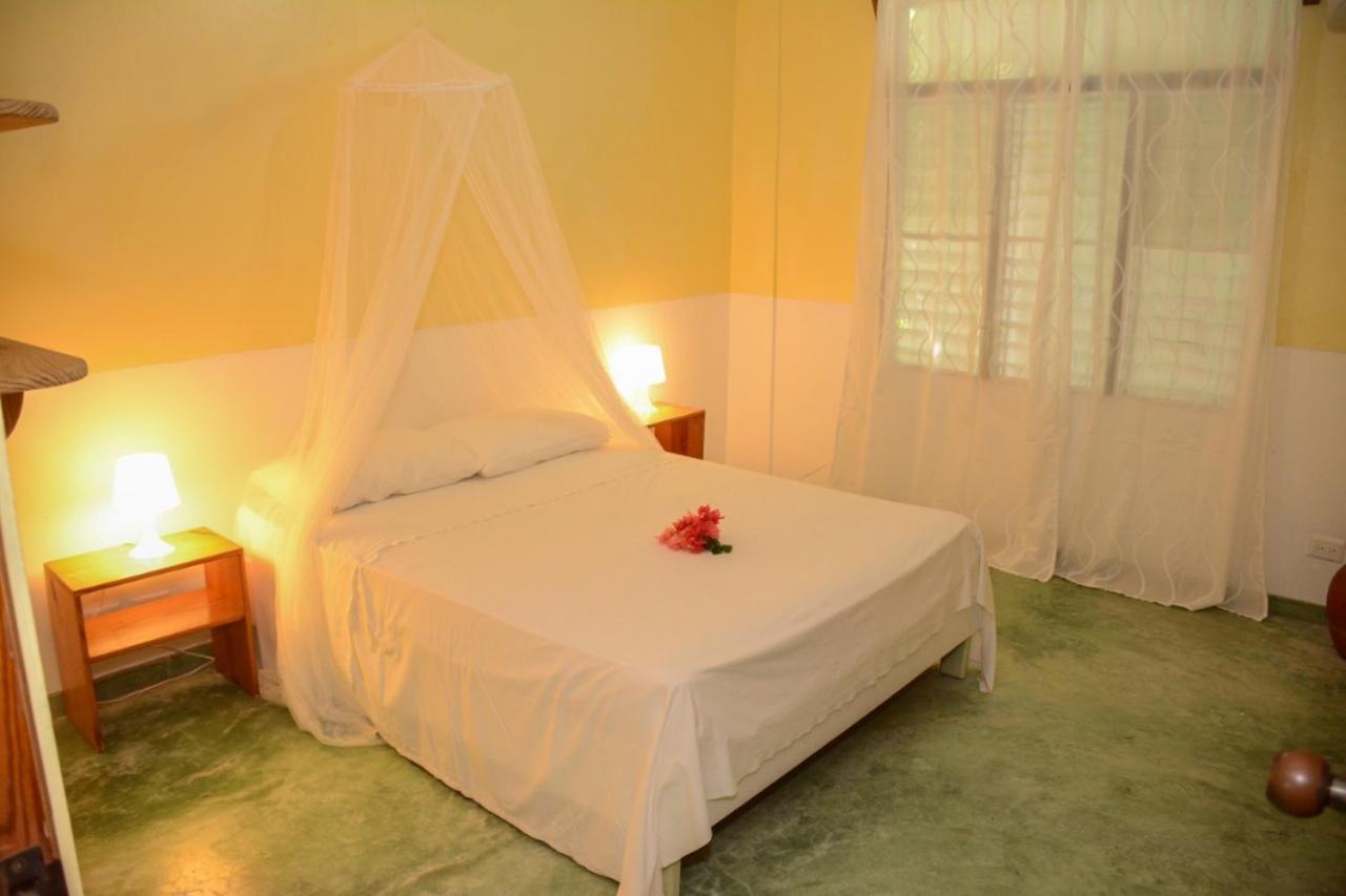 Cabarete Surf Camp Hotel Exterior foto